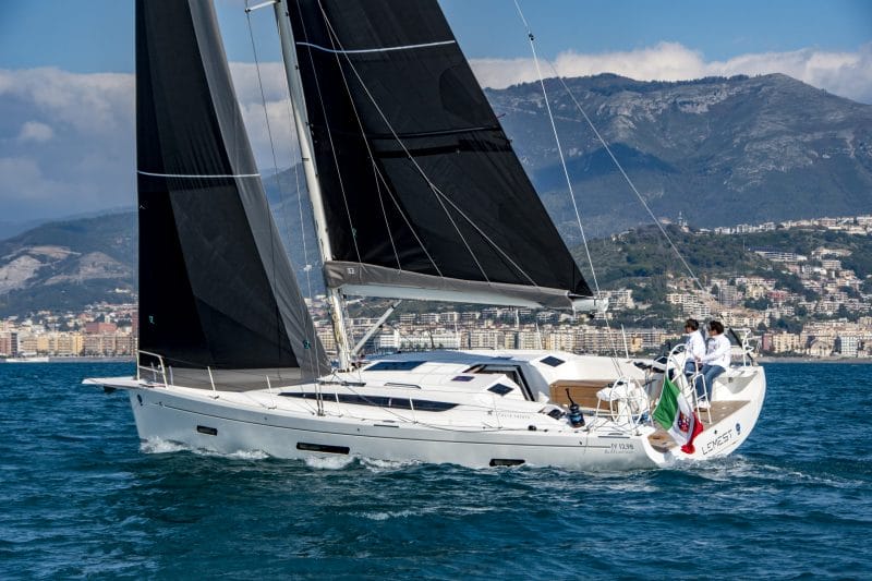 Immagini imbarcazione Italia Yachts 12.98©Francesco & Roberta Rastrelli / Blue Passion 2022Todos los derechos reservados